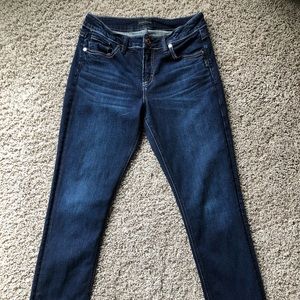 Silver Jeans Avery Straight W29/L32